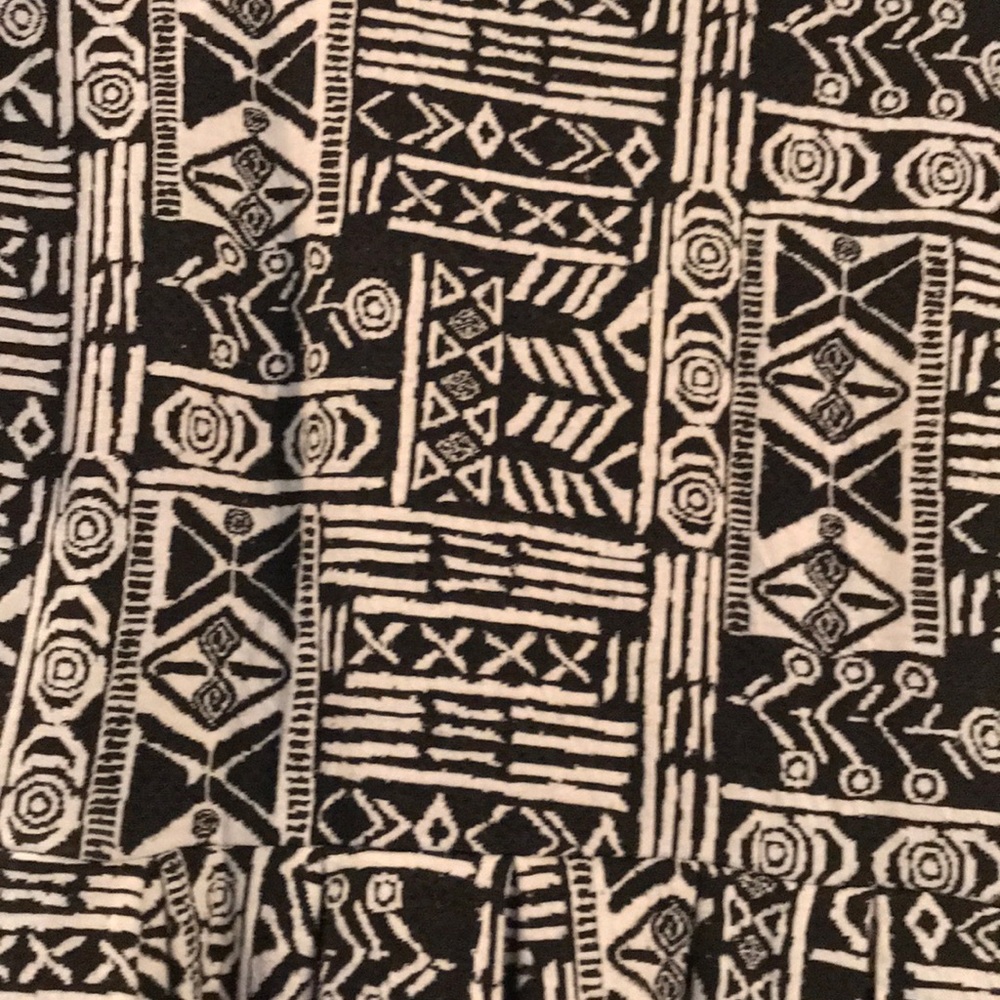 Lularoe Black and White Aztec Amelia - Picture 2 of 5